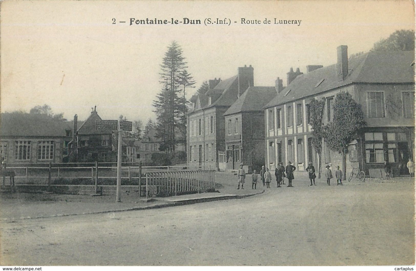 FONTAINE LE DUN ROUTE DE LUNERAY 76 - Fontaine Le Dun