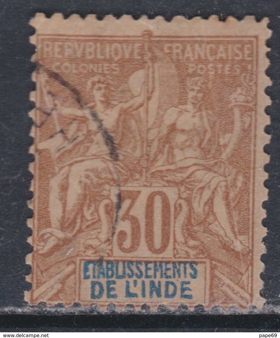 Inde N° 9  O Type Groupe : 30 C. Brun Oblitération Faible  Sinon  TB - Used Stamps