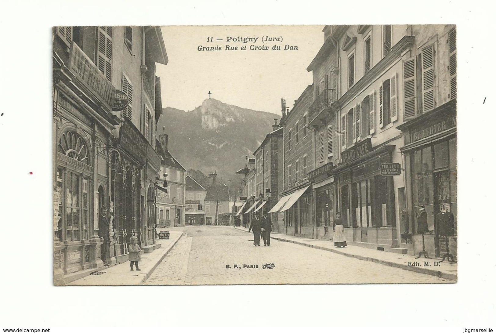 2 CP Anciennes  (vers 1906 &1920) De POLIGNY (jura). ." Place Nationale Et Grande Rue  (animées) "...........à Voir.... - Autres & Non Classés