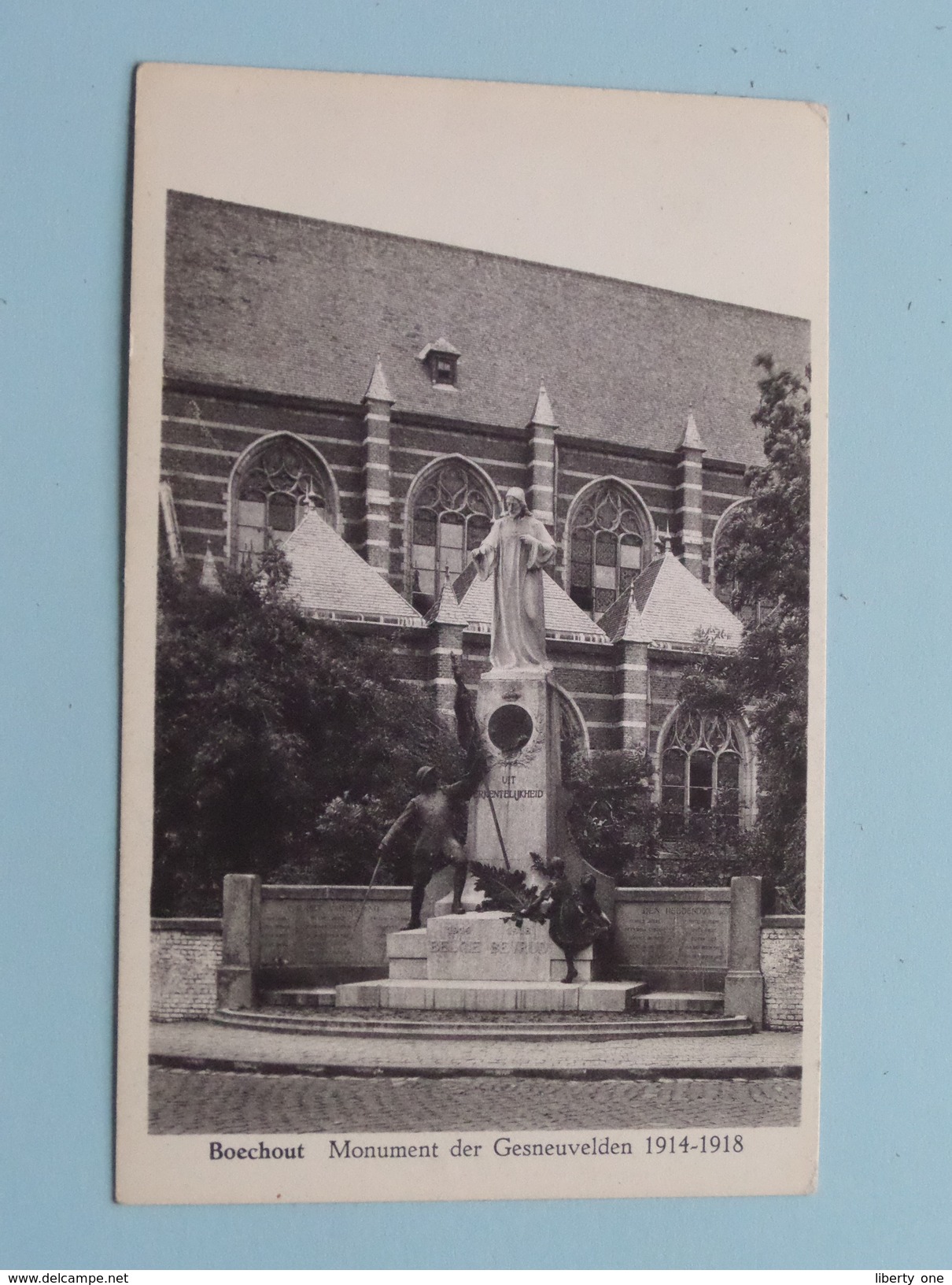 Monument Der GESNEUVELDEN 1914-1918 ( Augustinus ) Anno 19?? ( Zie Foto Details ) !! - Boechout