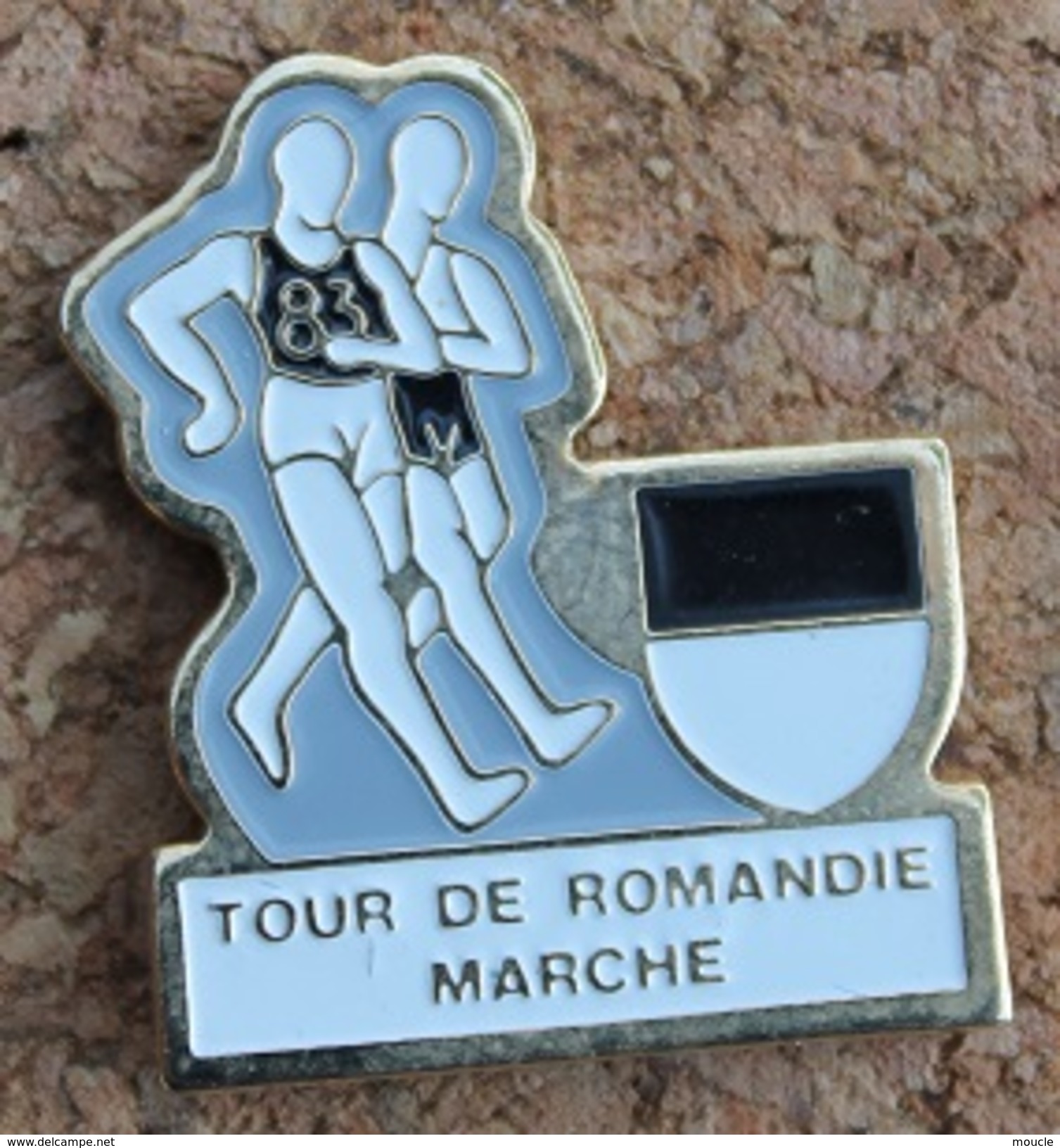 TOUR DE ROMANDIE A LA MARCHE - SUISSE - ETAPE DU CANTON DE FRIBOURG - MARCHEURS  -  SCHWEIZ - SVIZZERA - SUIZA -   (13) - Atletiek