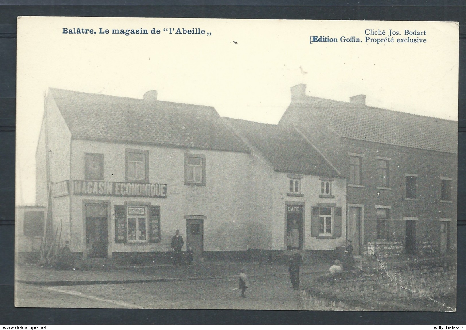 +++ CPA - BALATRE - Le Magasin " L'Abeille" Magasin économique - Café ( à Droite )  // - Jemeppe-sur-Sambre