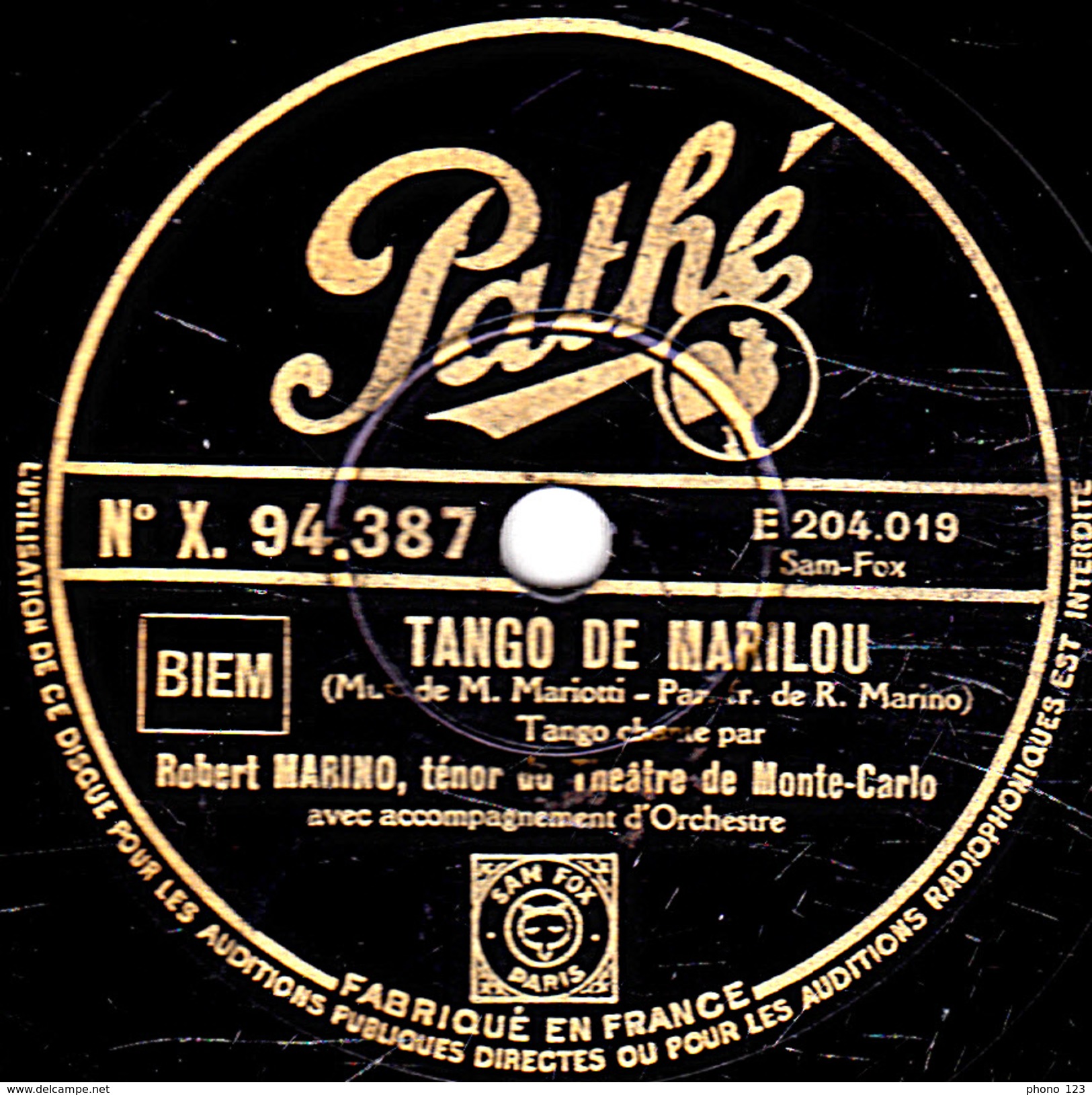 78 T. - 25 Cm - état  B - ROBERT MARINO - TANGO DE MARLOU - C'EST UN NID D'AMOUR - 78 T - Disques Pour Gramophone