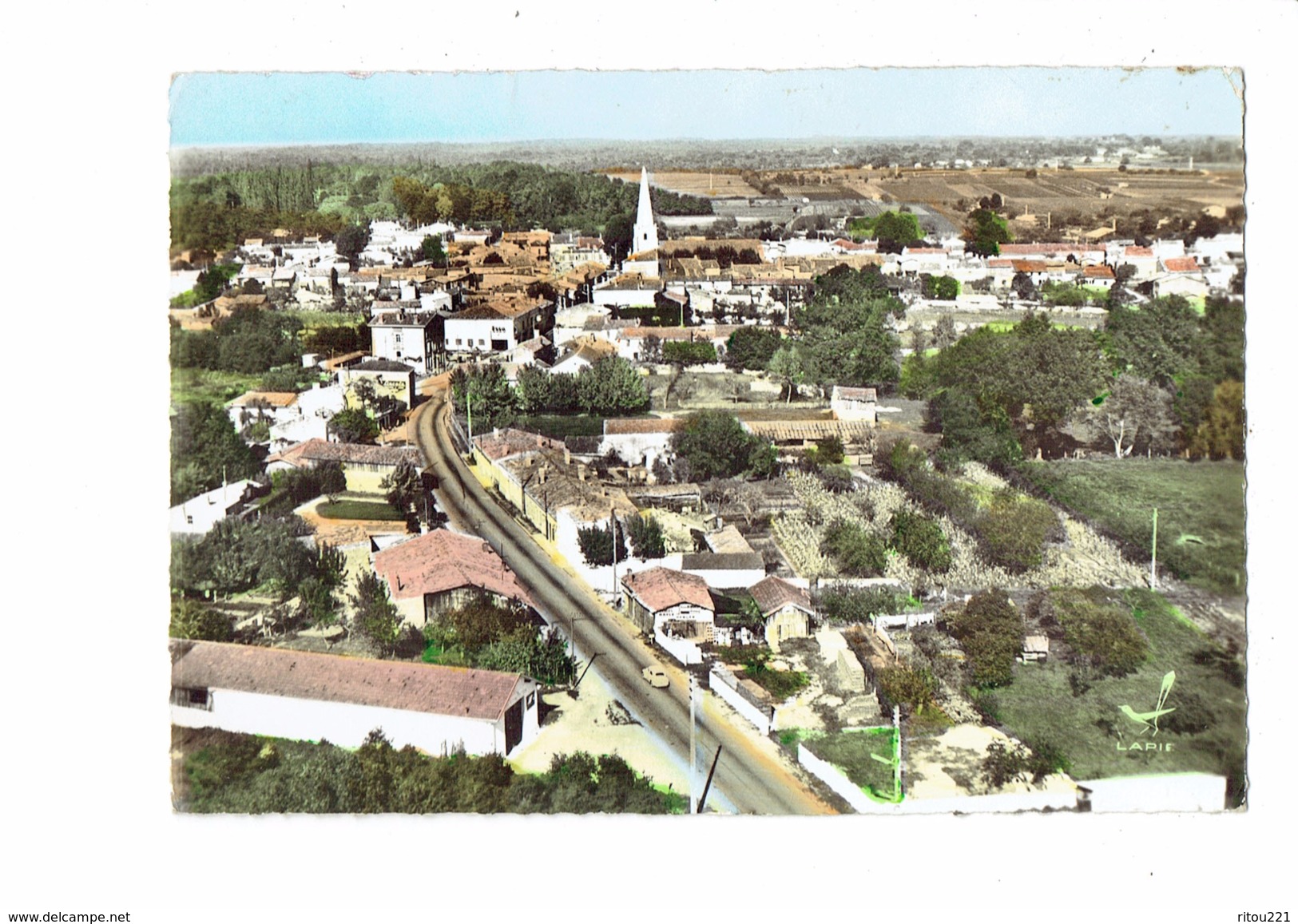 Cpm - 33 - SAINT LAURENT DE MEDOC - Vue Générale - 1968 - 4k Lapie - En Avion Au Dessus De - GARAGE ESSO - Sonstige & Ohne Zuordnung