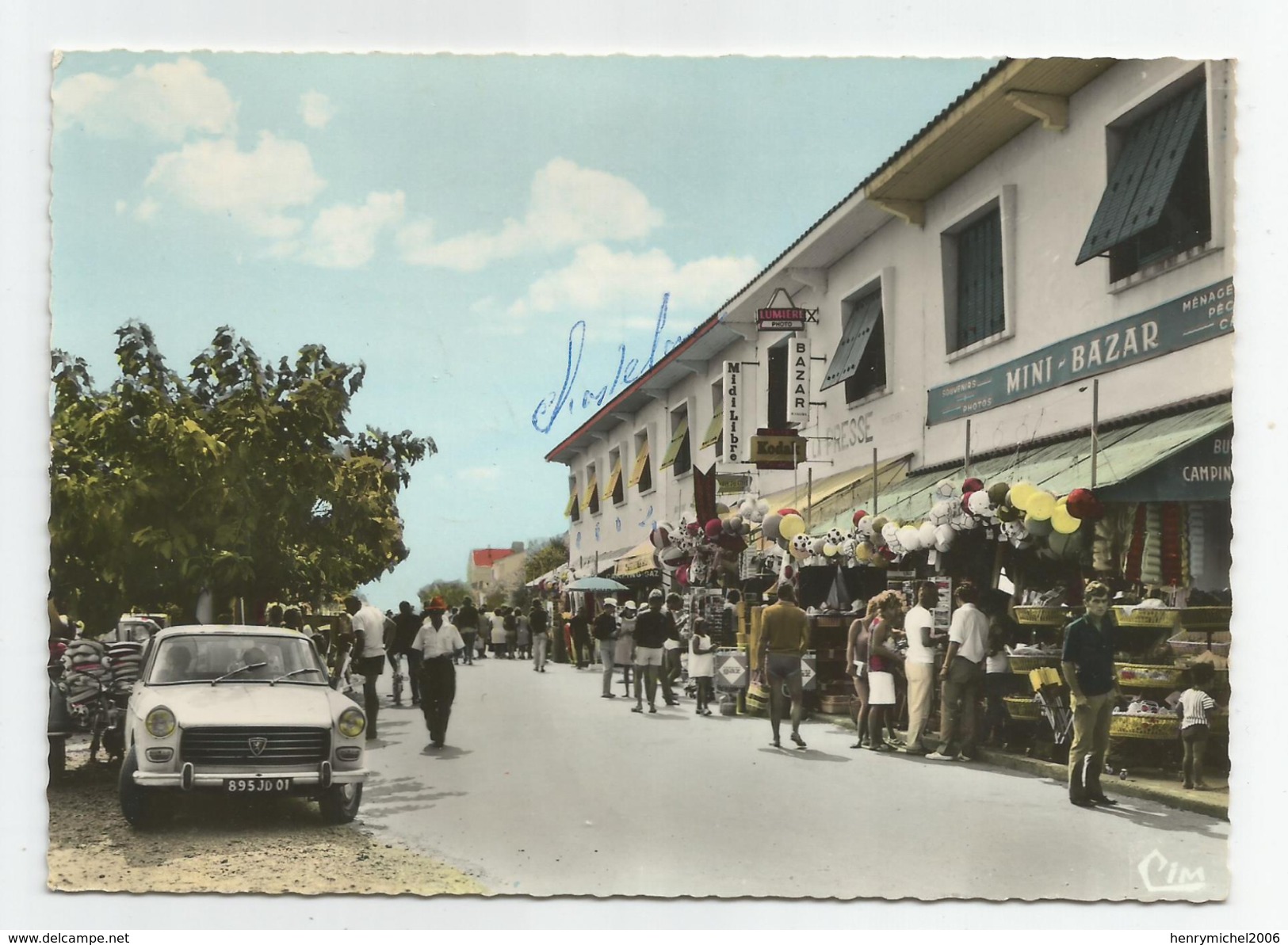 34 - Hérault - Marseillan Plage Centre Commercial Mini Bazar Animée Peugeot 404 Voiture Auto Ed Photo Cim - Marseillan