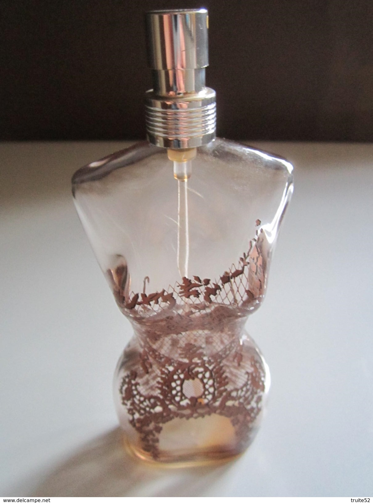 EAU DE TOILETTE  DENTELLE 100 Ml JEAN-PAUL GAULTIER - VIDE - Frascos (vacíos)