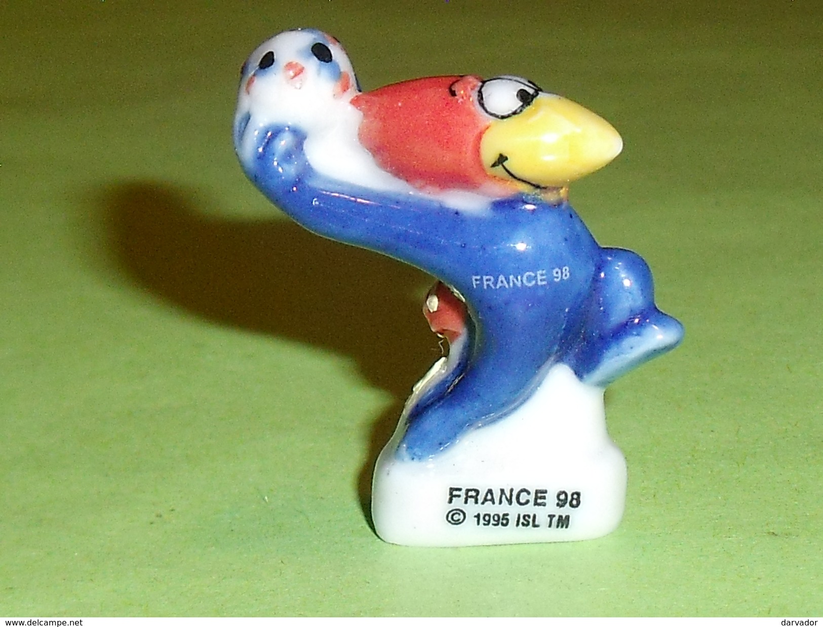 Fèves / Sports  : Foot, France 98, Mascotte 1995  T54 - Sport