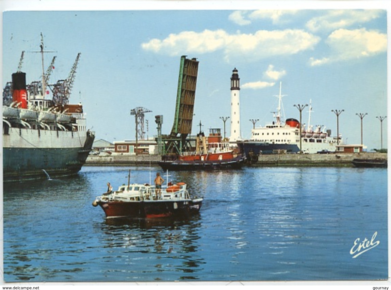 Dunkerque : Le Saint Germain (ferrie) Dans L'écluse Trystram Et Le Phare (n°2/040 éd Estel) Transports - Dunkerque