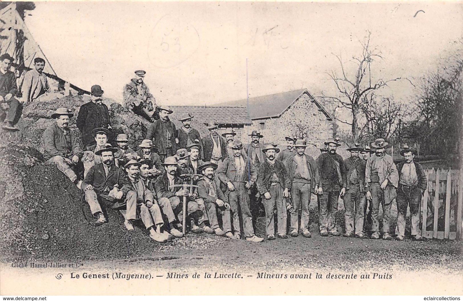 Le Genest      53      Mine De La Lucette. Mineurs Avant La Descente Du Puits Georges - Le Genest Saint Isle