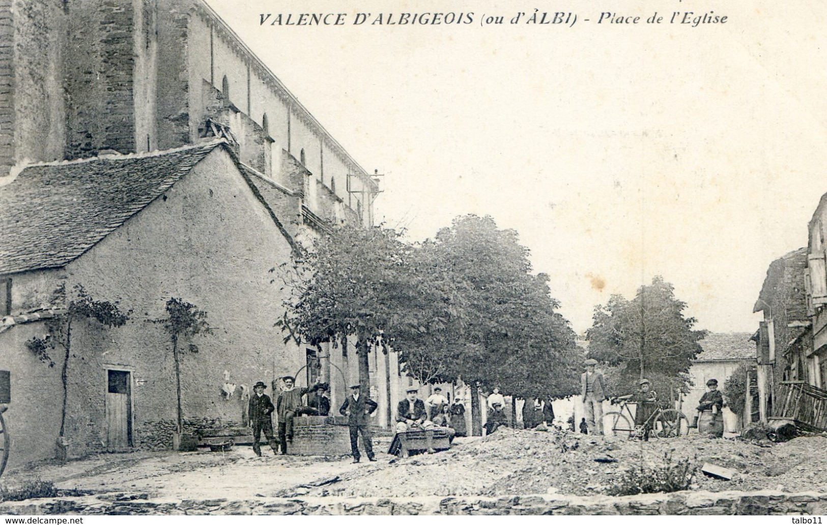 Valence D'Albigeois - Place De L'église - Valence D'Albigeois