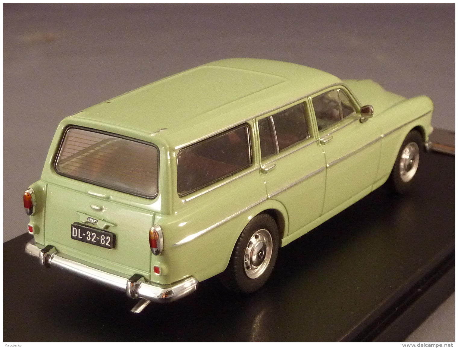 PremiumX 373, Volvo 220 Amazon, 1962, 1:43 - Autres & Non Classés