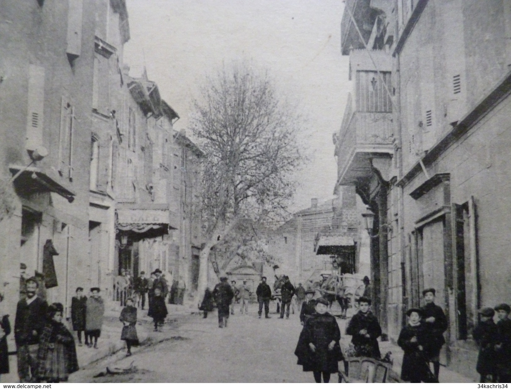 CPA 13 Bouches Du  Rhône Eyguières Rue Boisgelin - Eyguieres