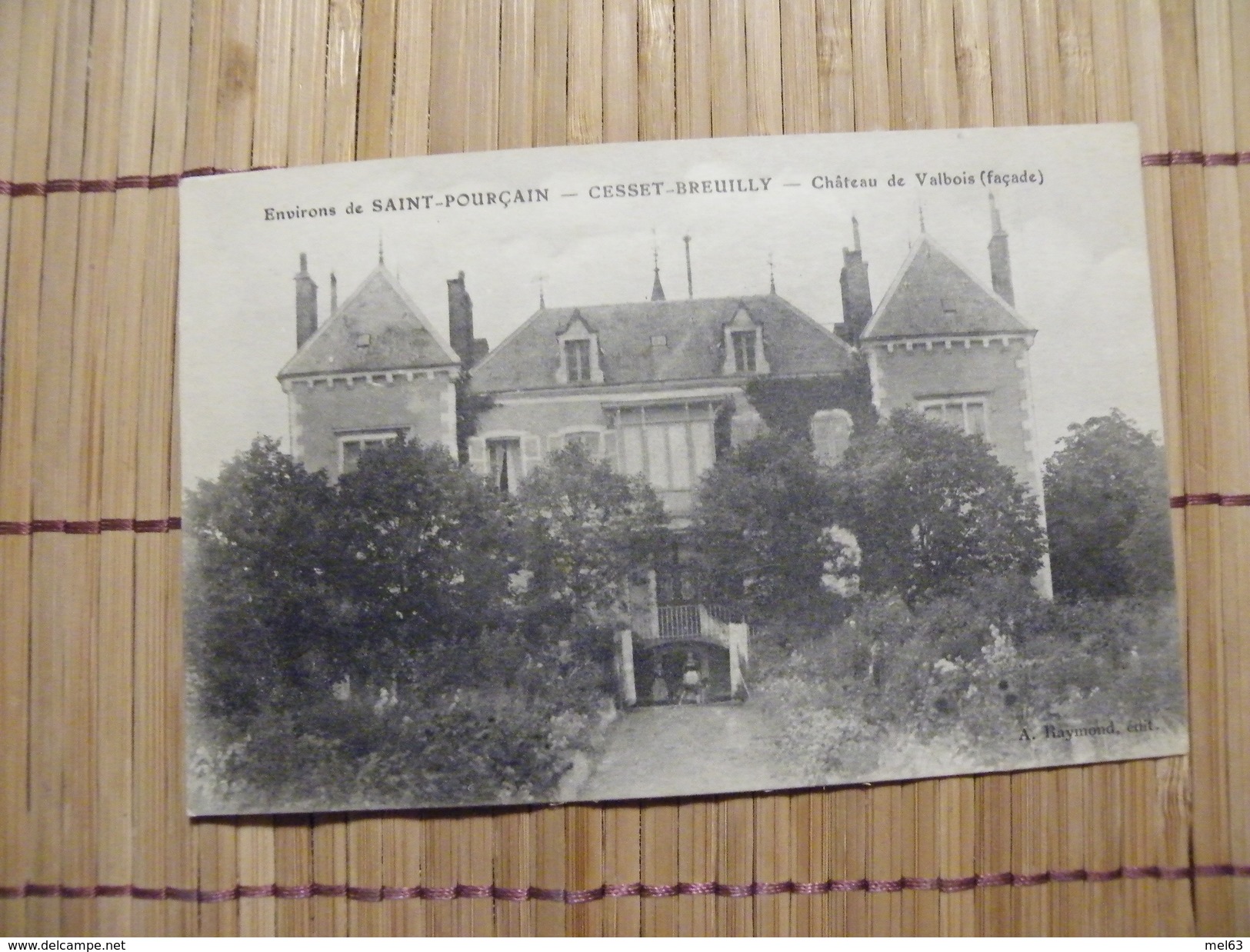 A407. CPA. 03. CESSET-BREUILLY. Chateau De Valbois.  Beau Plan Animé .ecrite - Autres & Non Classés