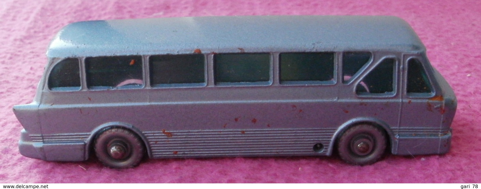 BUS MINIATURE LEYLAND ROYAL TIGER COACH N° 40 MAde In England By LESNEY - Autocarri, Autobus E Costruzione