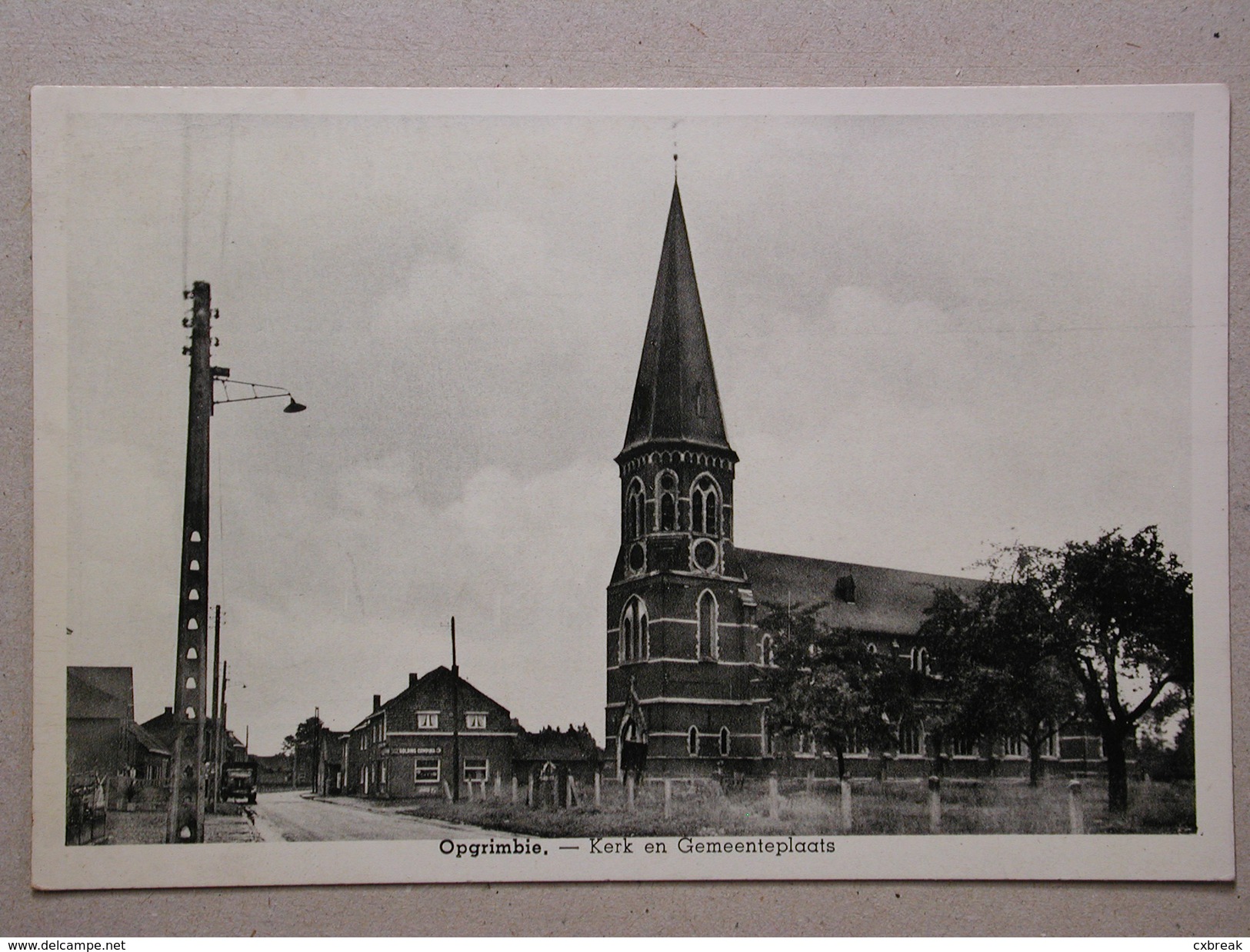 Opgrimbie, Kerk En Gemeenteplaats - Maasmechelen