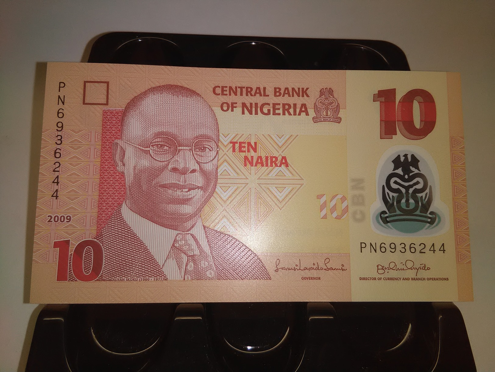 NIGERIA 2009 10 NAIRA P-33e RARE BANKNOTE LOC#1387 - Nigeria