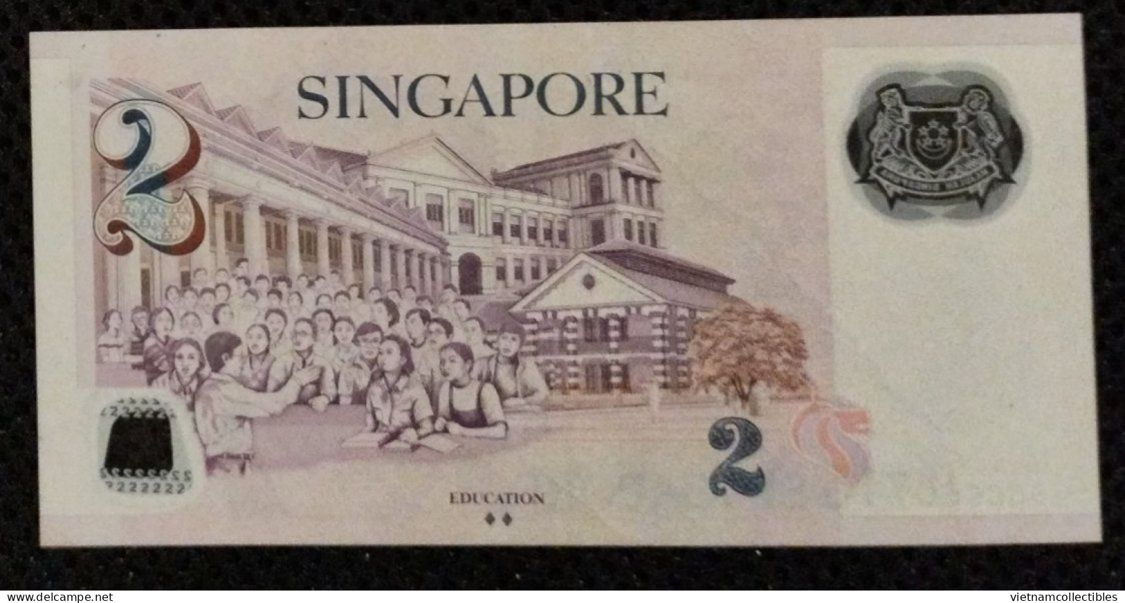 Singapore 2 Dollars VF Polymer Banknote Note / 02 Photos - Singapour