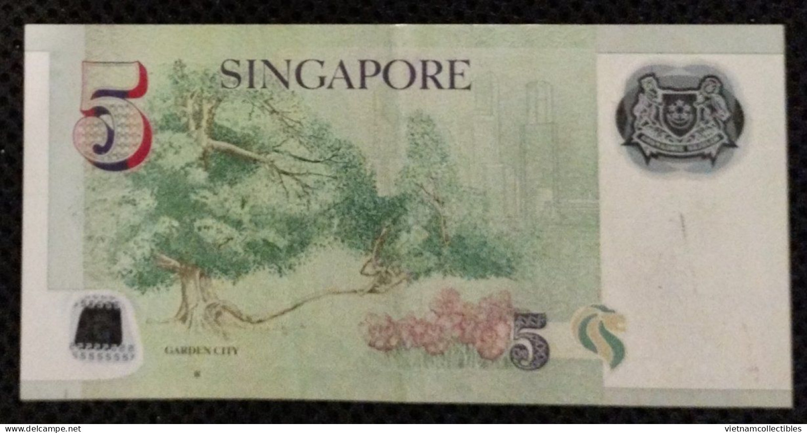 Singapore 5 Dollars VF Polymer Banknote - Singapore