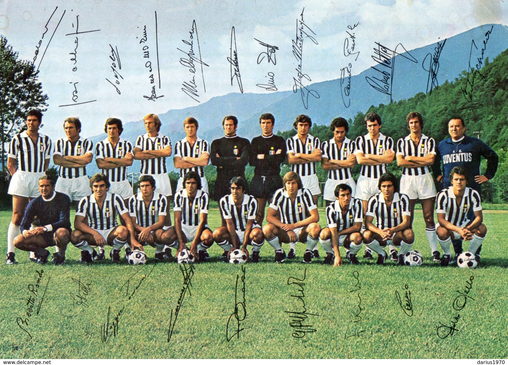 Autografi - Formazione della Juventus con autografi stagione 1973 - 1974 (  misura 22 cm. x 15,5 cm. )