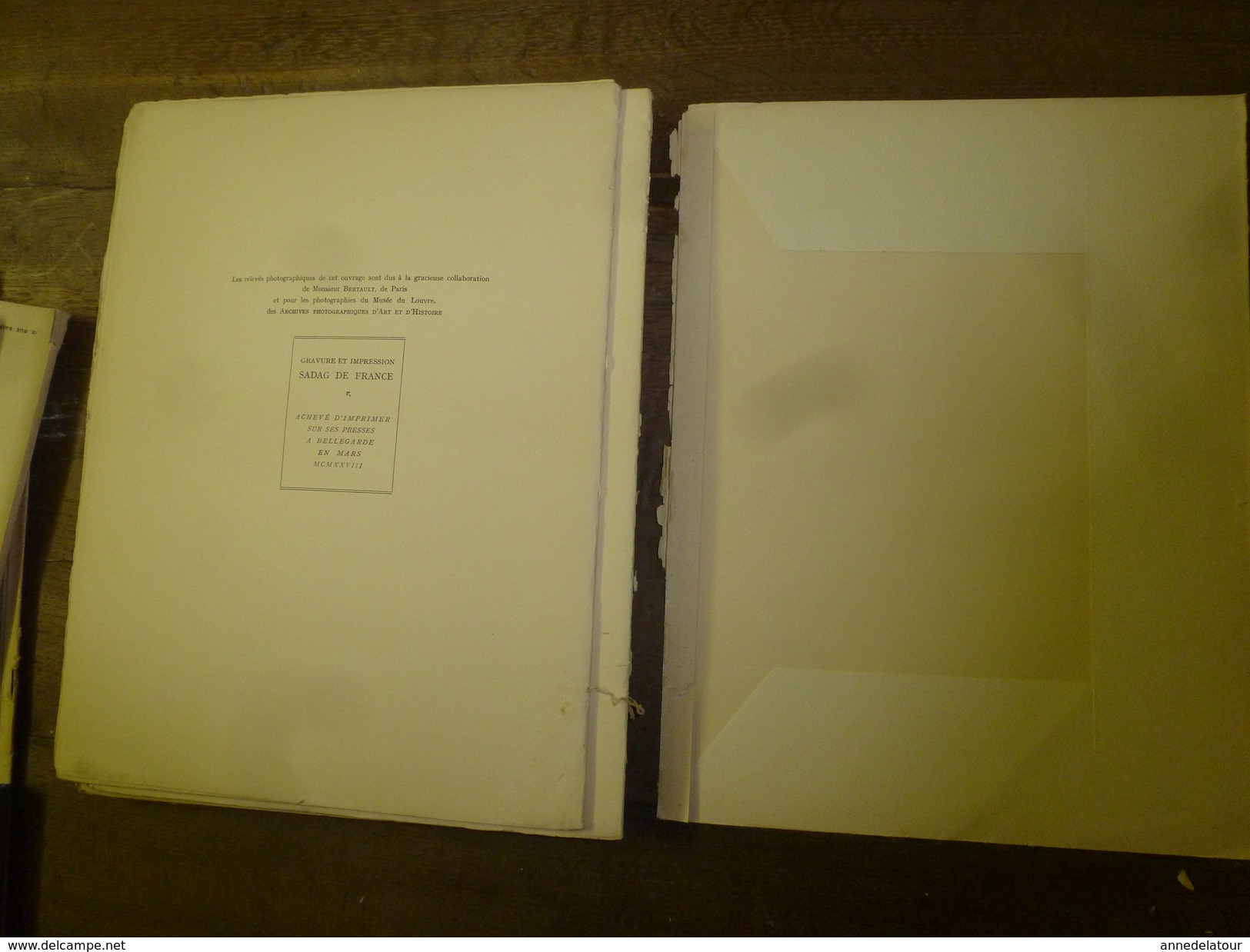 1928 PARIS en 3 ouvrages d'une édition numérotée (important documentaire de textes, photos et gravures signées)