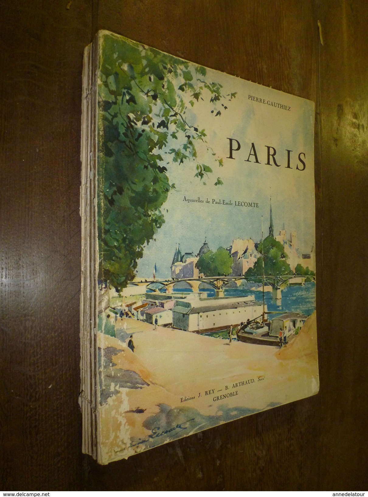 1928 PARIS en 3 ouvrages d'une édition numérotée (important documentaire de textes, photos et gravures signées)