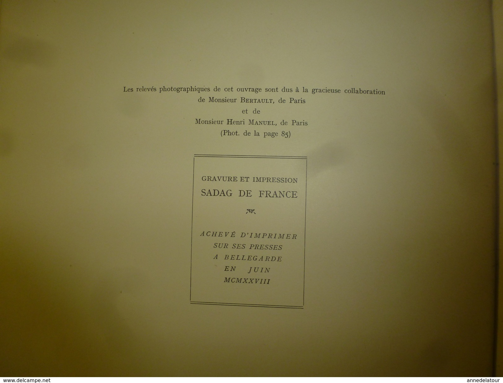 1928 PARIS en 3 ouvrages d'une édition numérotée (important documentaire de textes, photos et gravures signées)