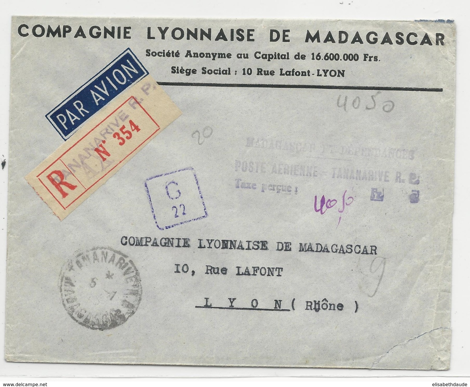 MADAGASCAR - 1945 - AFFRANCHISSEMENT TAMPON "TAXE PERCUE POSTE AERIENNE" - ENVELOPPE RECOMMANDEE De TANANARIVE Pour LYON - Brieven En Documenten