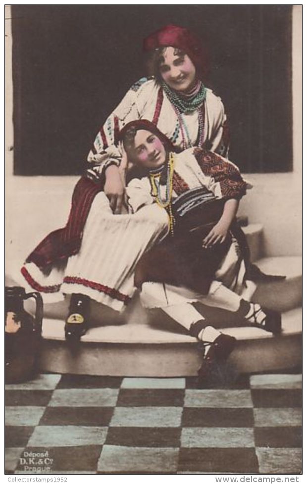 53441- ROMANIAN FOLKLORE COSTUMES, WOMEN, CENSORED - Costumi