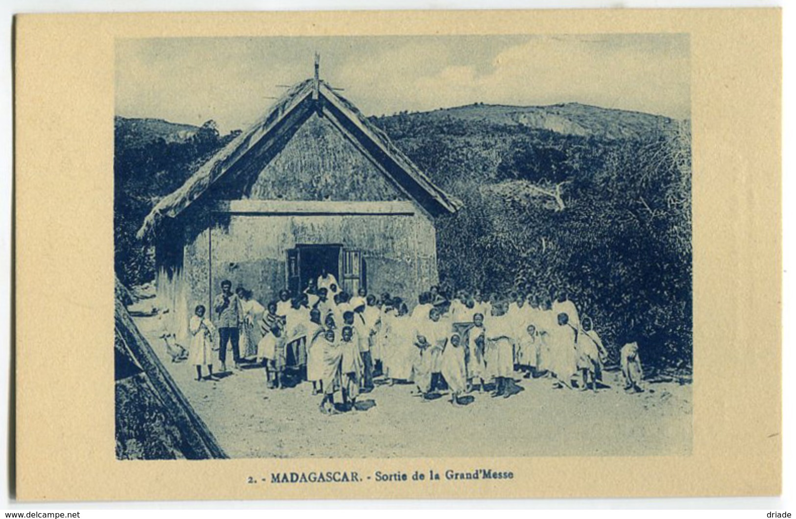 CARTOLINA MADAGASCAR OEUVRE DES PRETRES MALGACHE SORITE DE LA GRAND MESSE RELIGIONE - Madagascar