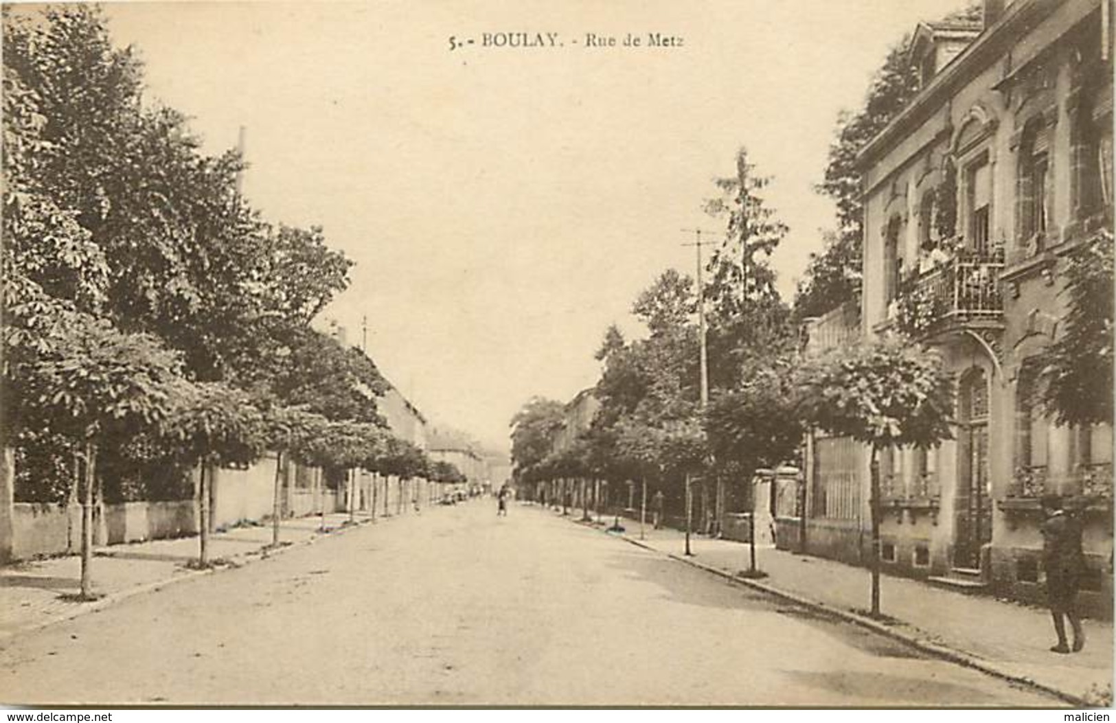 -ref-P125- Moselle - Boulay Moselle - Rue De Metz - Carte Bon Etat - - Boulay Moselle