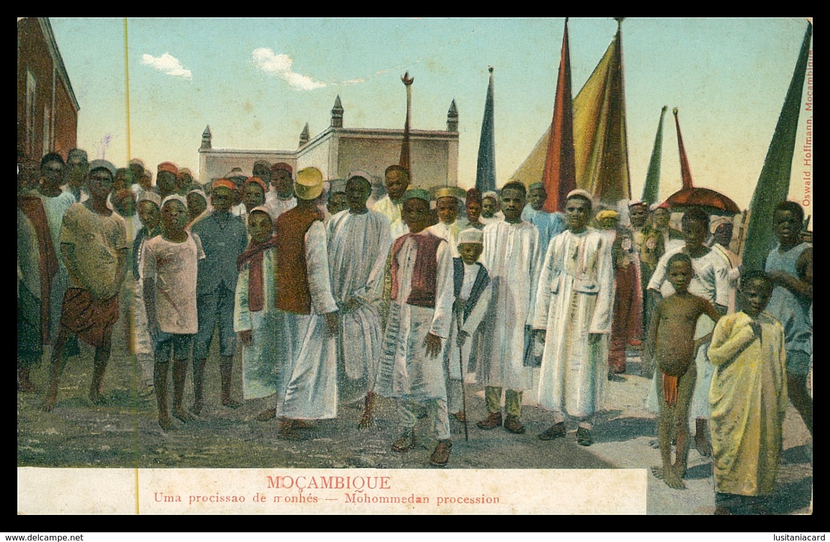 ILHA DE MOÇAMBIQUE- ROMARIAS - Uma Procissão De Monhés.  Carte Postale - Mozambique