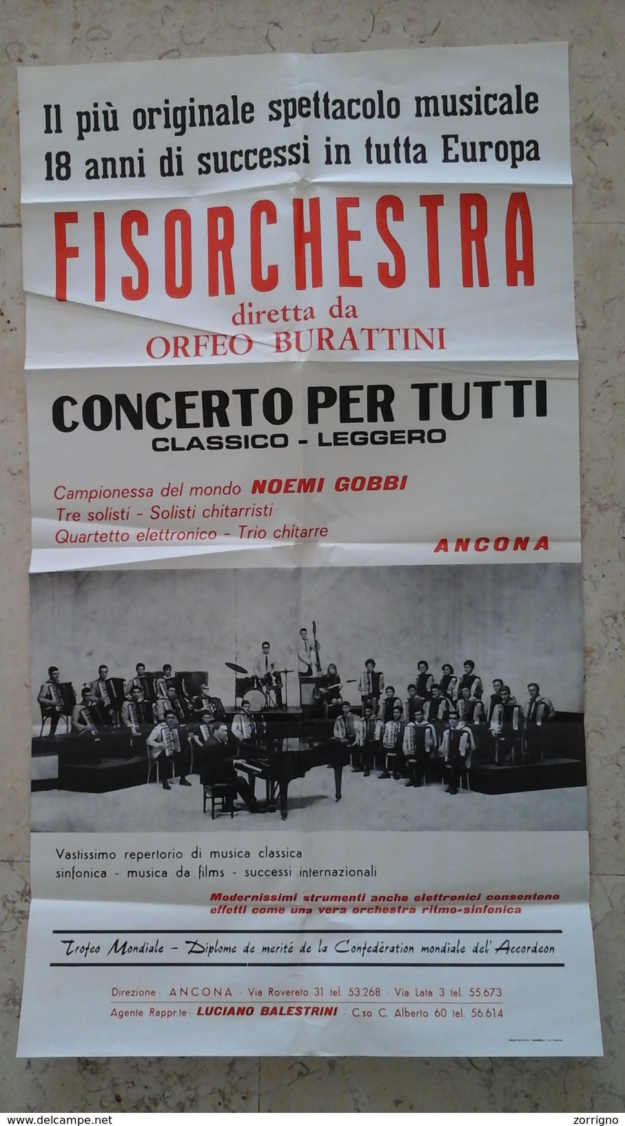 Manifesto Cm. 40 X 70 Ca. Della FISORCHESTRA Diretta Da O. Burattini Con Noemi Gobbi - Ancona - Manifesti & Poster