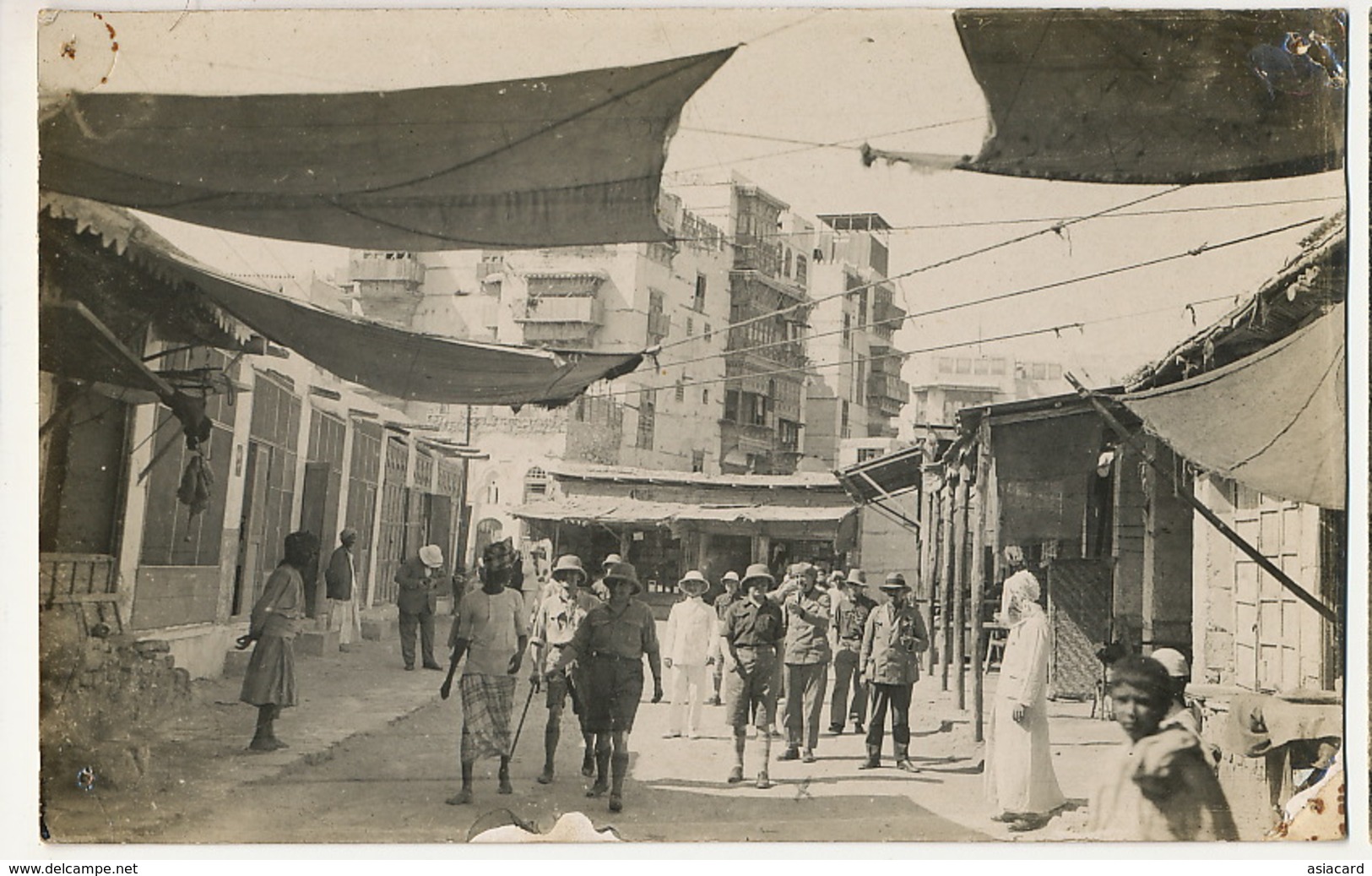 Djeddah Real Photo Street With British Soldiers 1929 Holes In The Corners - Arabie Saoudite