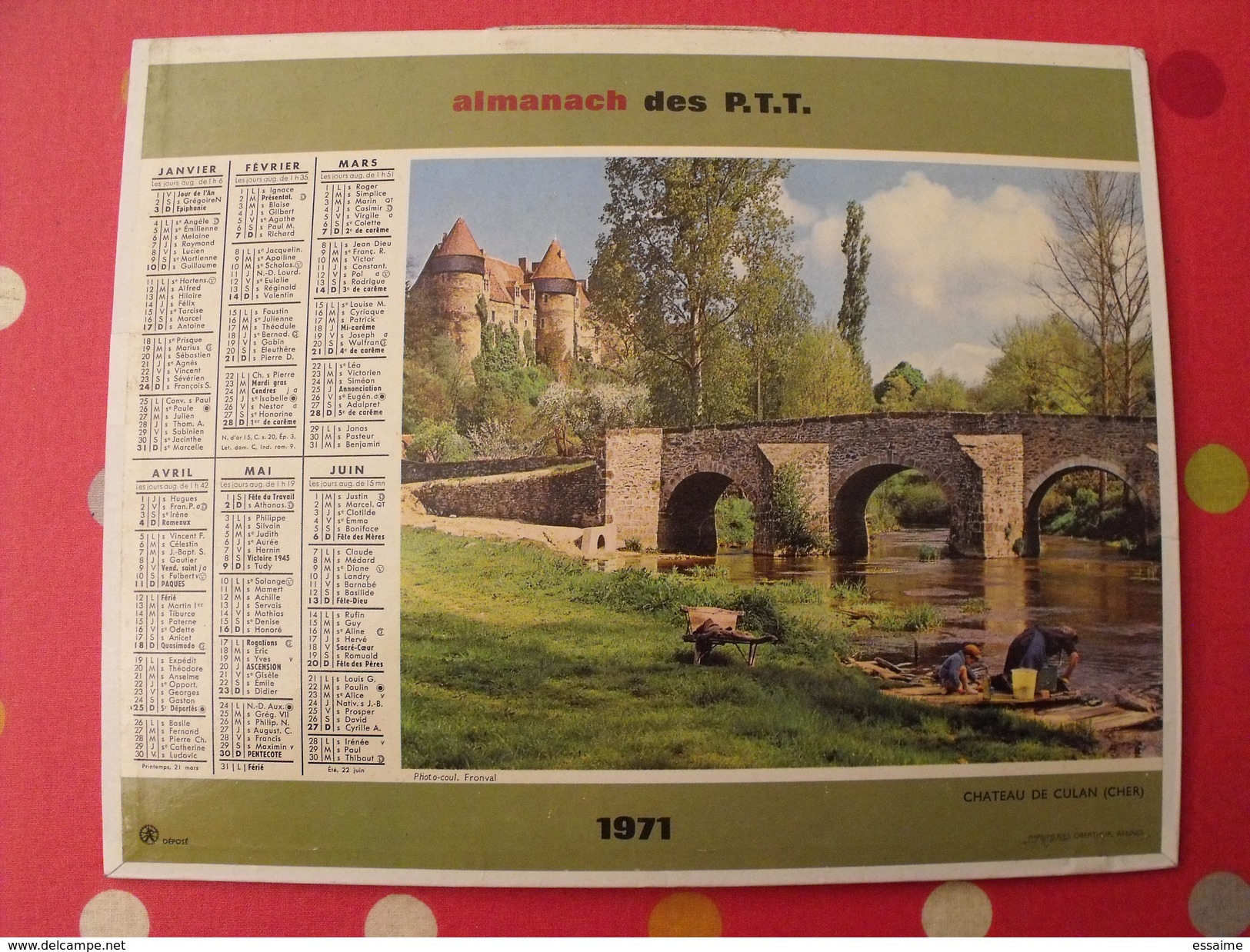 Calendrier Illustré En Carton De 1971. Almanach Des PTT Postes Facteur. Oberthur. Chateau De Culan Cher, Tignes - Groot Formaat: 1971-80