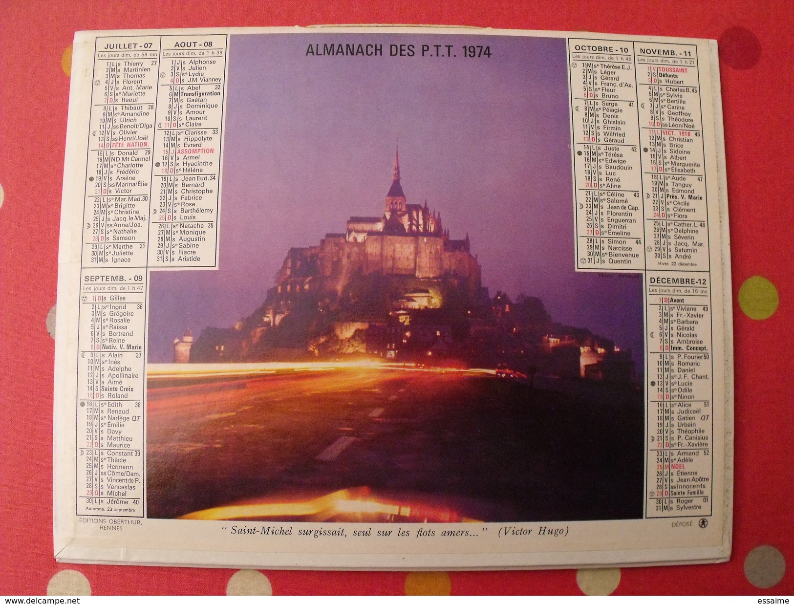 Calendrier Illustré En Carton De 1974. Almanach Des PTT Postes Facteur. Mont Saint-michel Montagne - Grossformat : 1971-80