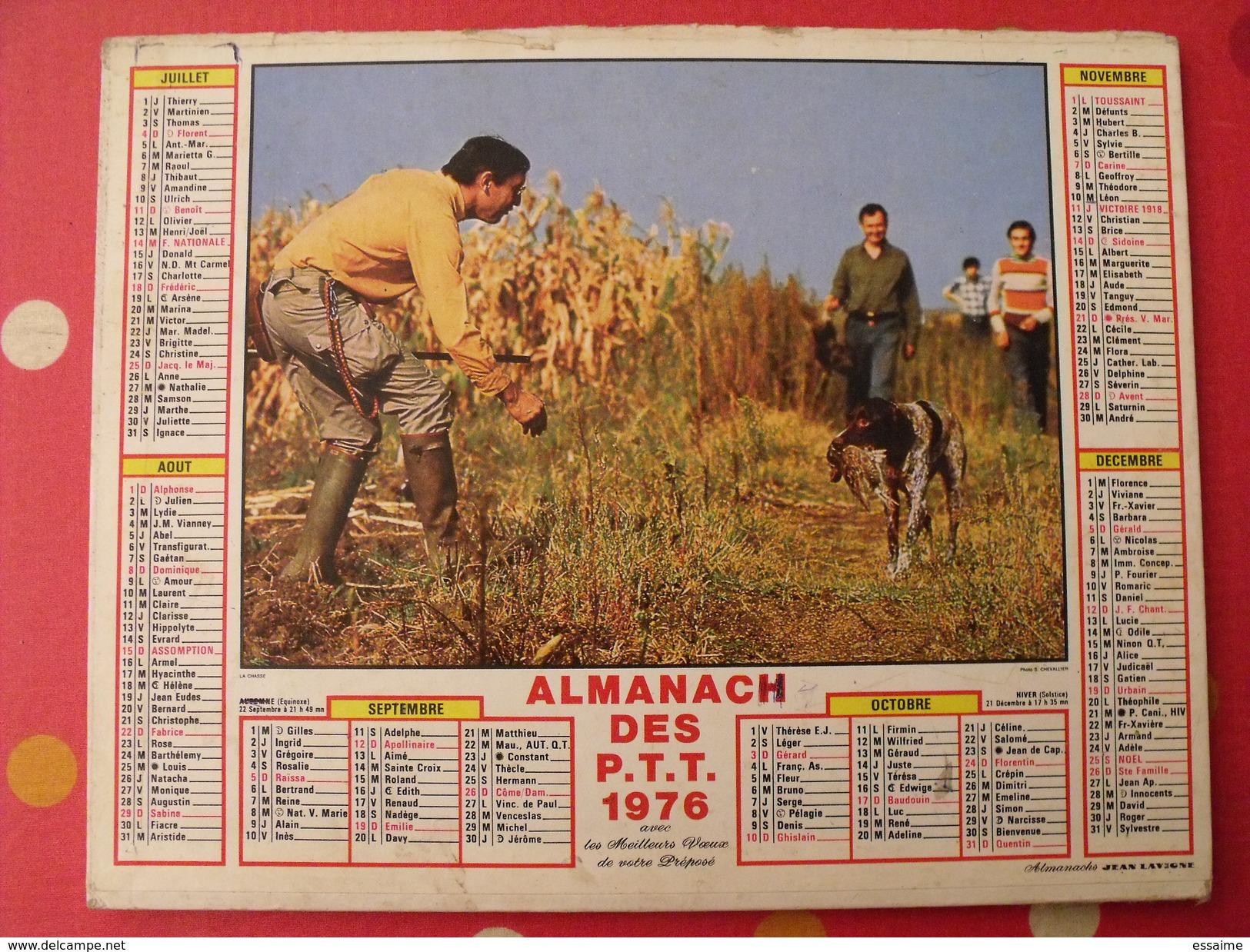 Calendrier Illustré En Carton De 1976. Almanach Des PTT Postes Facteur. Pêche Chasse - Tamaño Grande : 1971-80