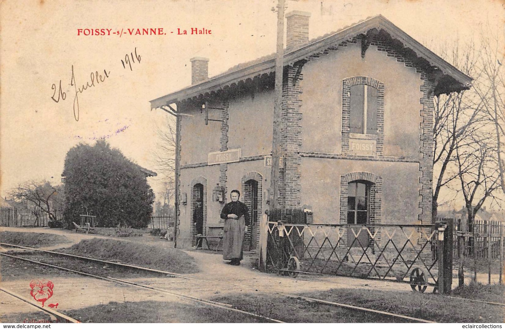 Foissy Sur Vanne      89        La Gare. L Halte     (voir Scan) - Other & Unclassified