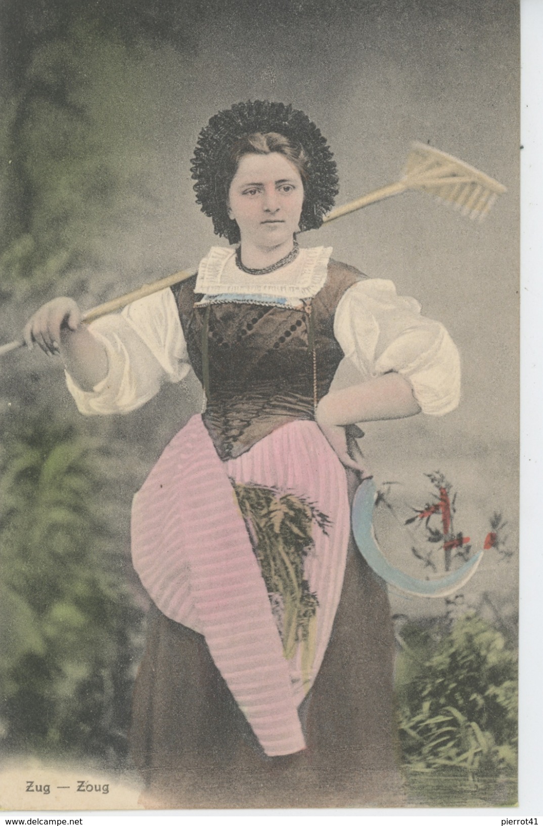 SUISSE - ZOUG - ZUG - Femme En Costume Traditionnel - Zoug
