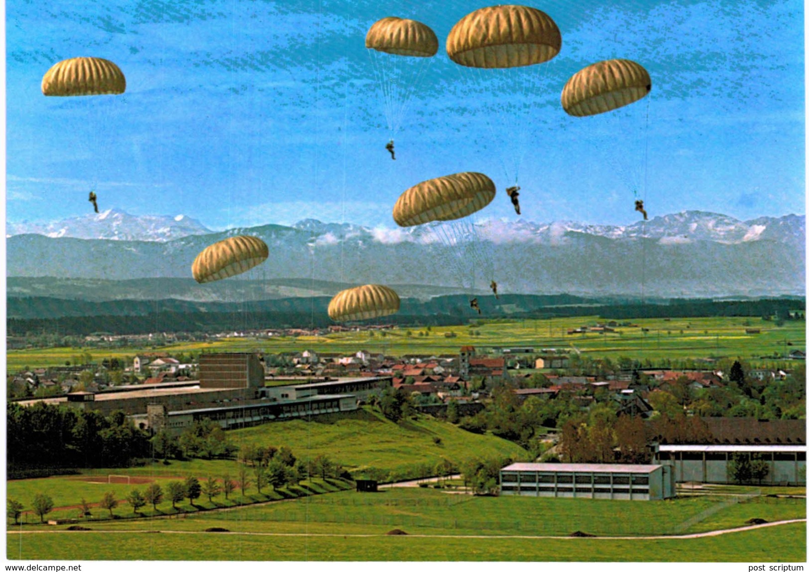 Thème - Transport - Parachustisme - Parachutistes à Altenstadt (allemagne) - Parachutespringen