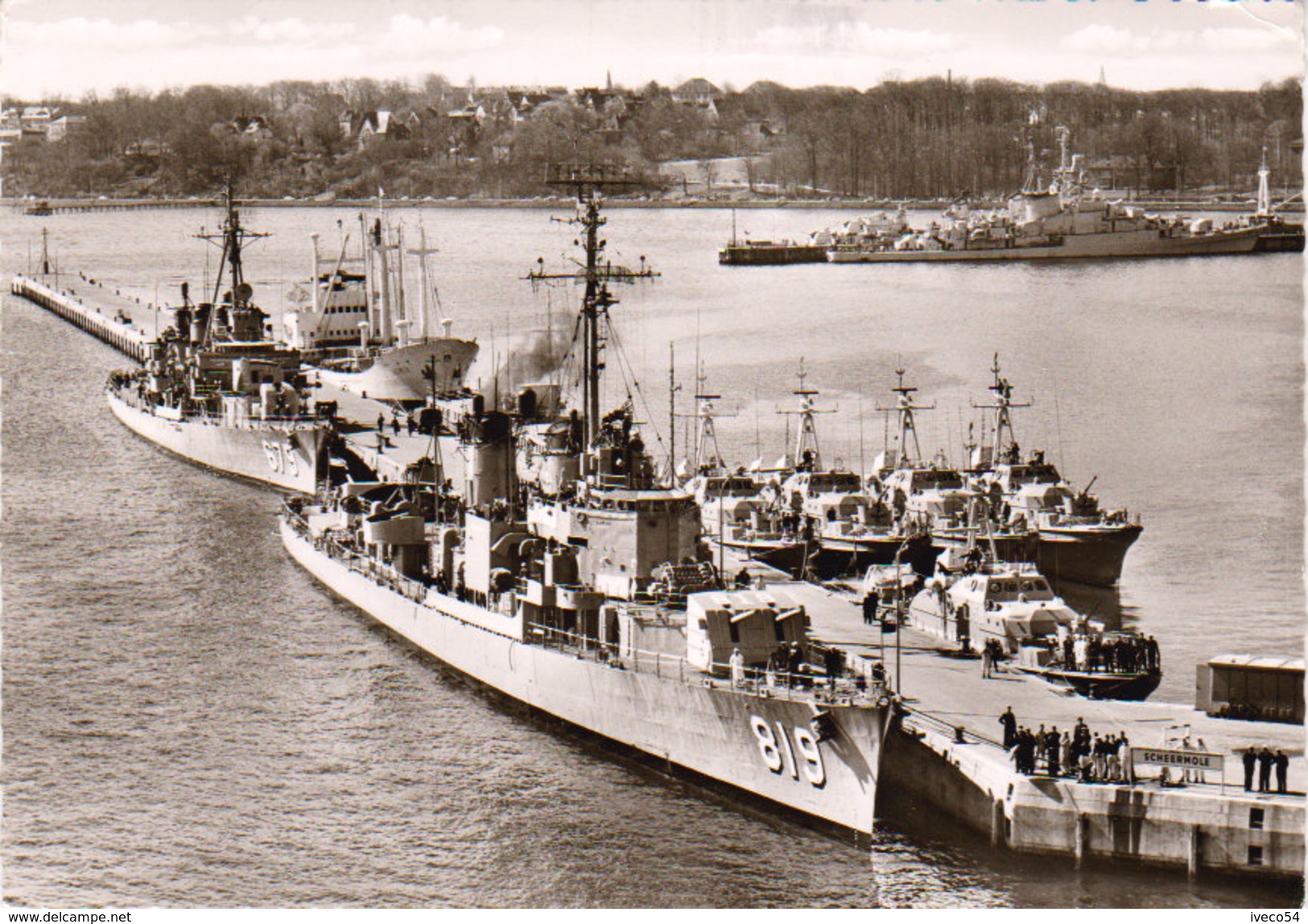 1980 Kiel   - Scheermole Mit Schiffen Der Bundesmarine - Ausrüstung