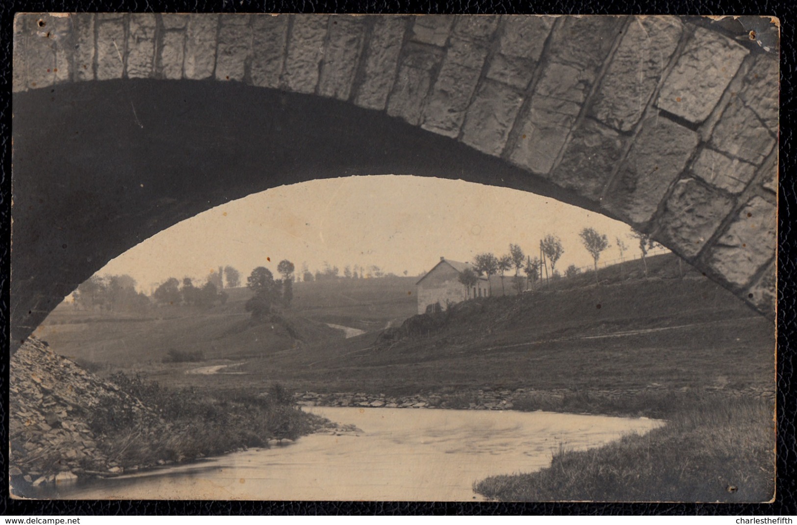 CARTE PHOTO ** ELSENBORN VUE SUR FERME - Pendant Les Exercises - La Campagne ** 1924 - Elsenborn (camp)