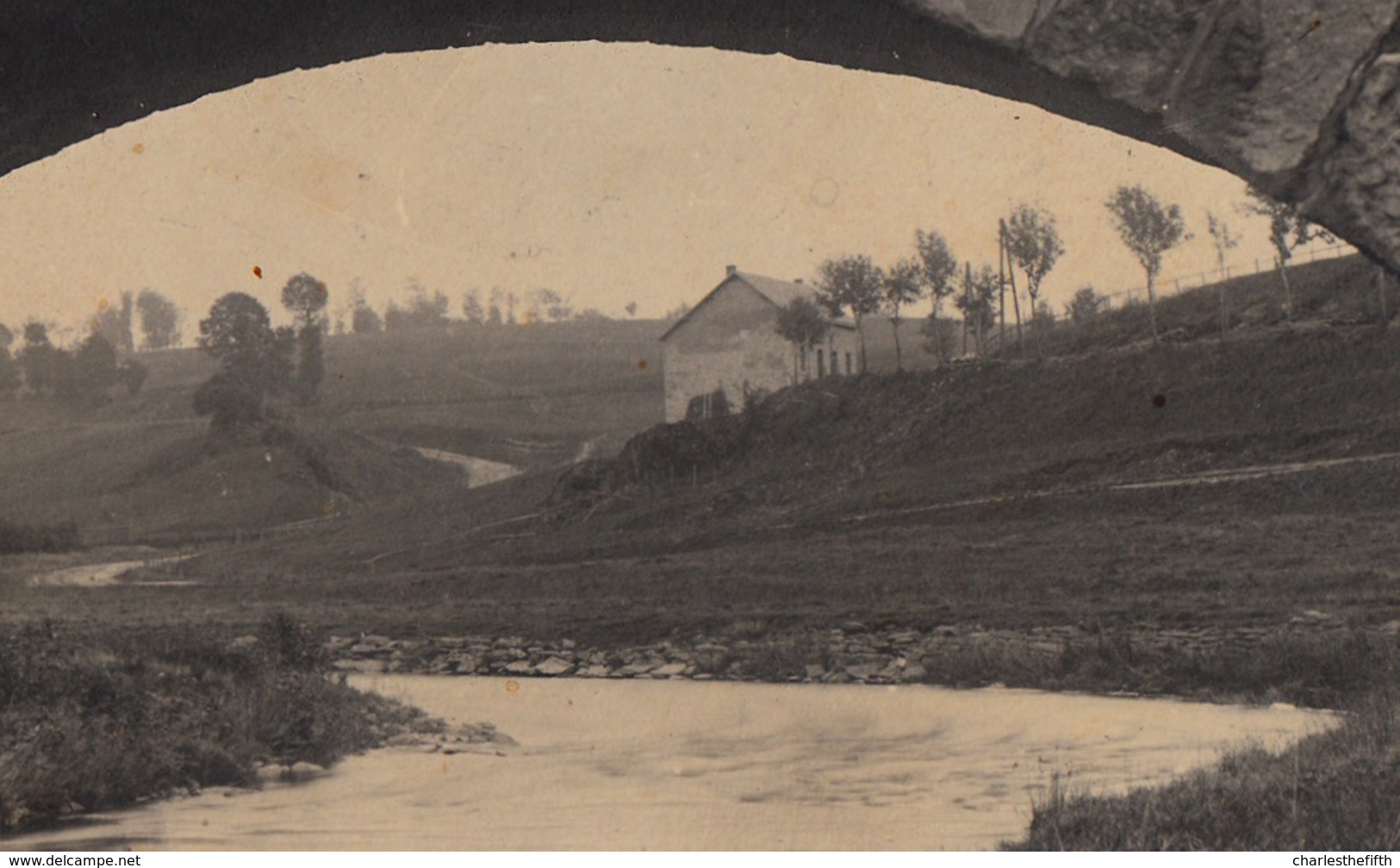 CARTE PHOTO ** ELSENBORN VUE SUR FERME - Pendant Les Exercises - La Campagne ** 1924 - Elsenborn (Kamp)