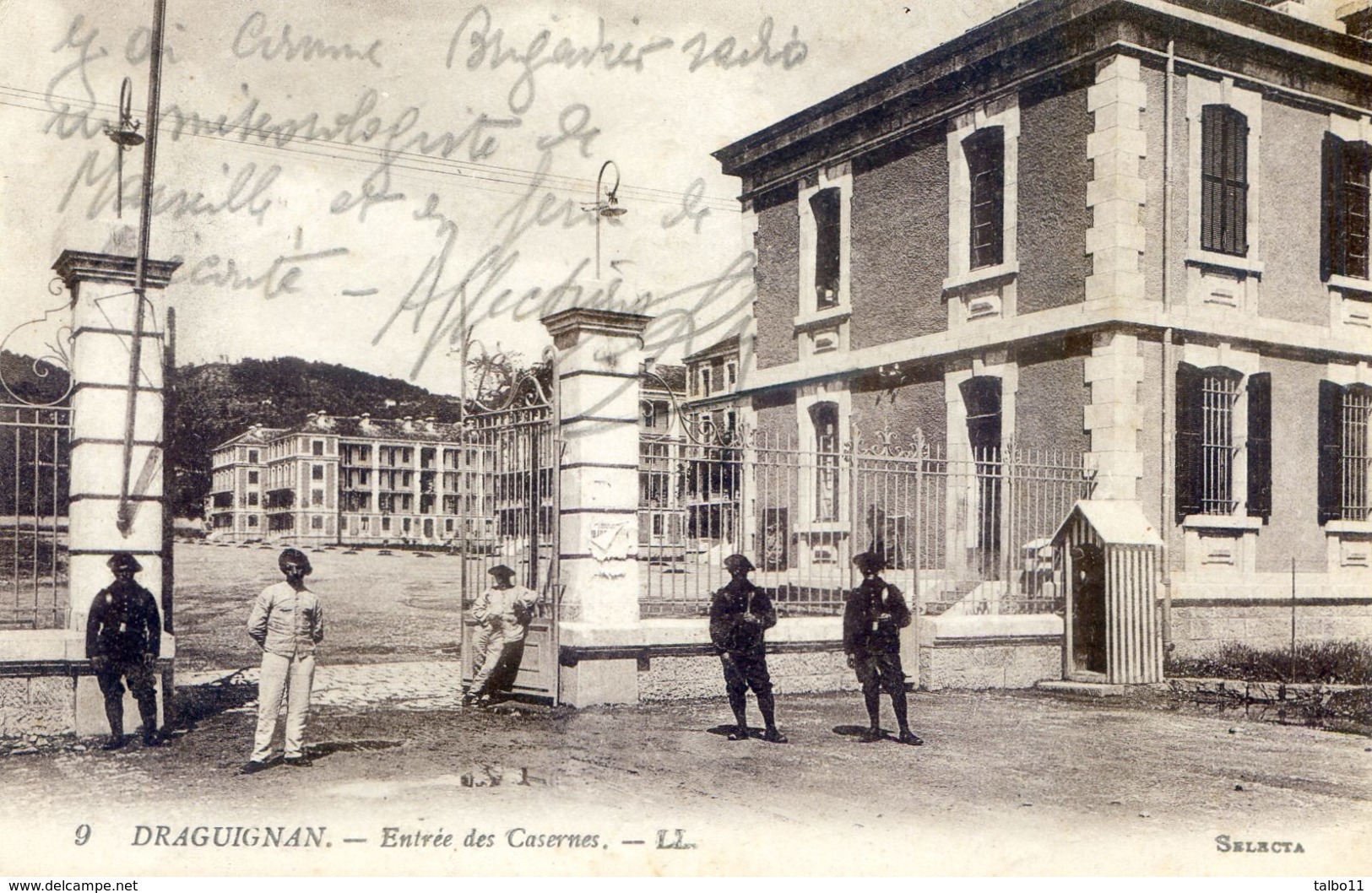 Var - Draguignan - Entrée Des Casernes - Draguignan