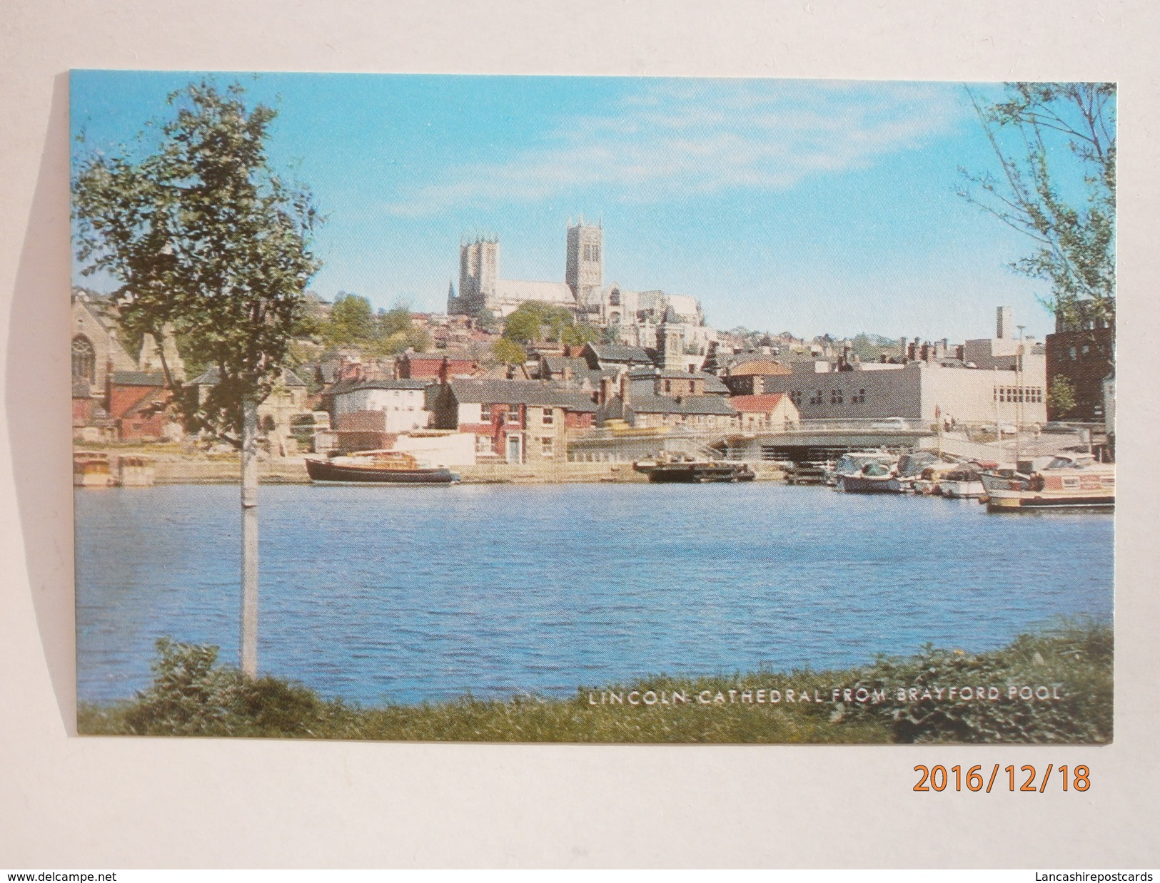 Postcard Lincoln Cathedral From Brayford Pool Lincolnshire My Ref B1250 - Lincoln