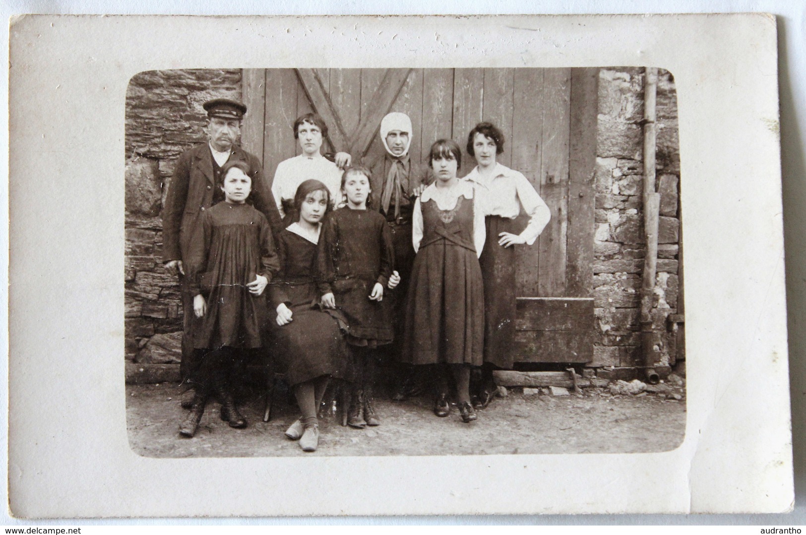 Carte Photo Famille Bretonne PENNEC Yves Louise Eugène Augustine Boulch Bretagne - Persone Identificate