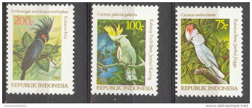 INDONESIA MNH ** 1981 ZBL 1096-98 VOGELS BIRDS OISEAUX PARROT - Indonésie