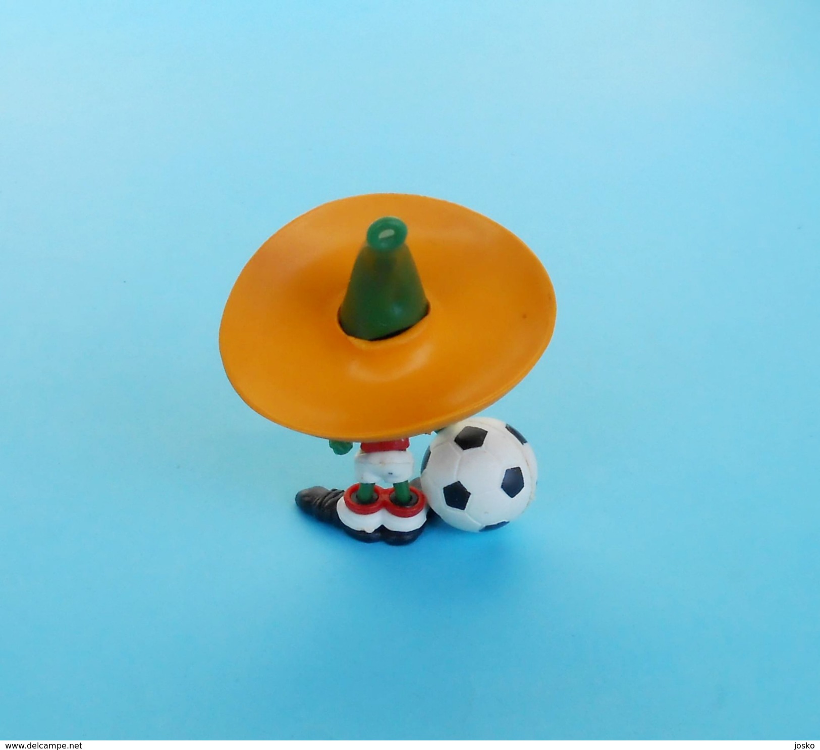 FIFA FOOTBALL WORLD CUP MEXICO '86. * MASCOT PIQUE original vintage figurine Coupe du Monde 1986. fussball soccer futbol