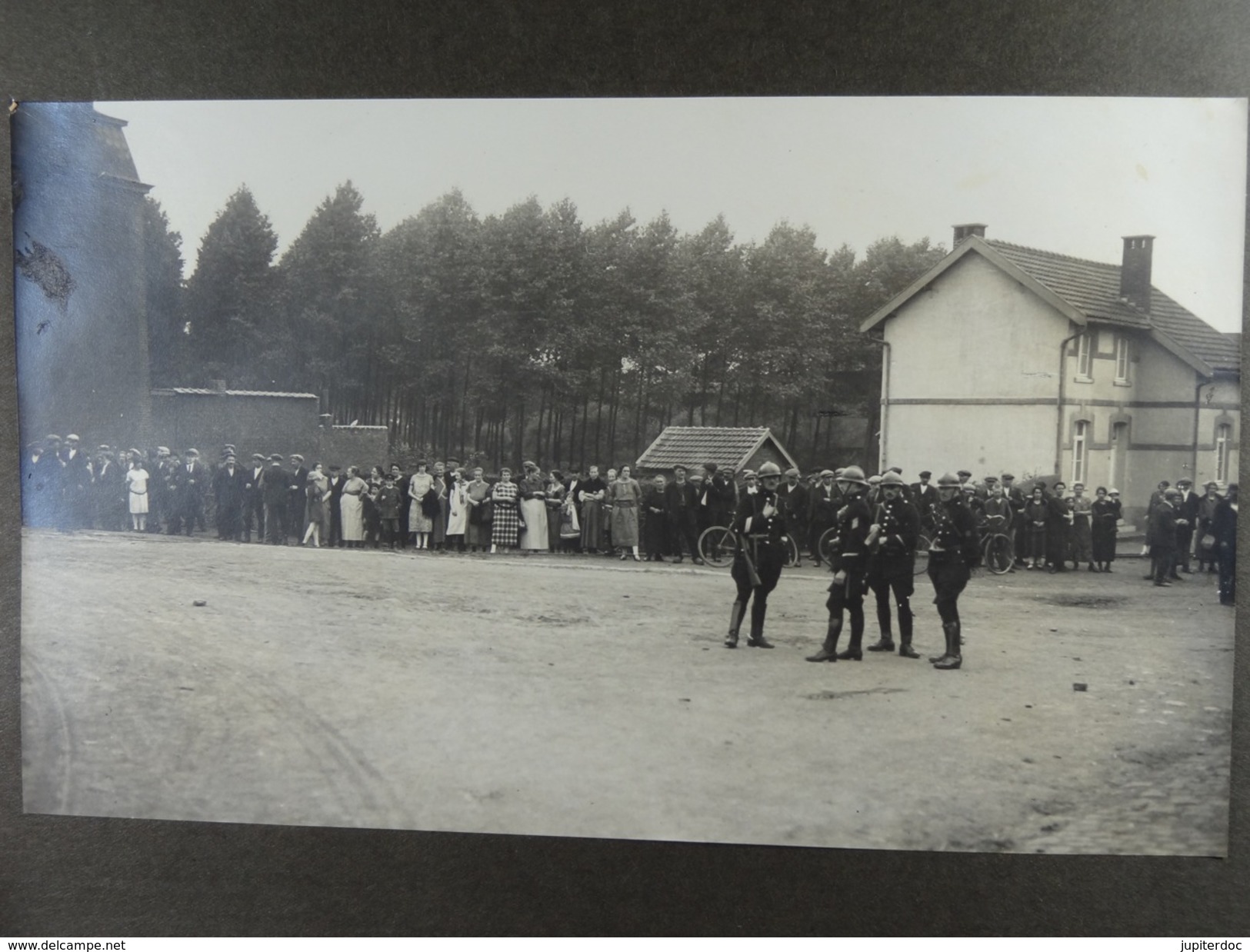 Grèves de Mont-sur-Marchienne 1925 Lot de 14 cartes photos et 38 photos