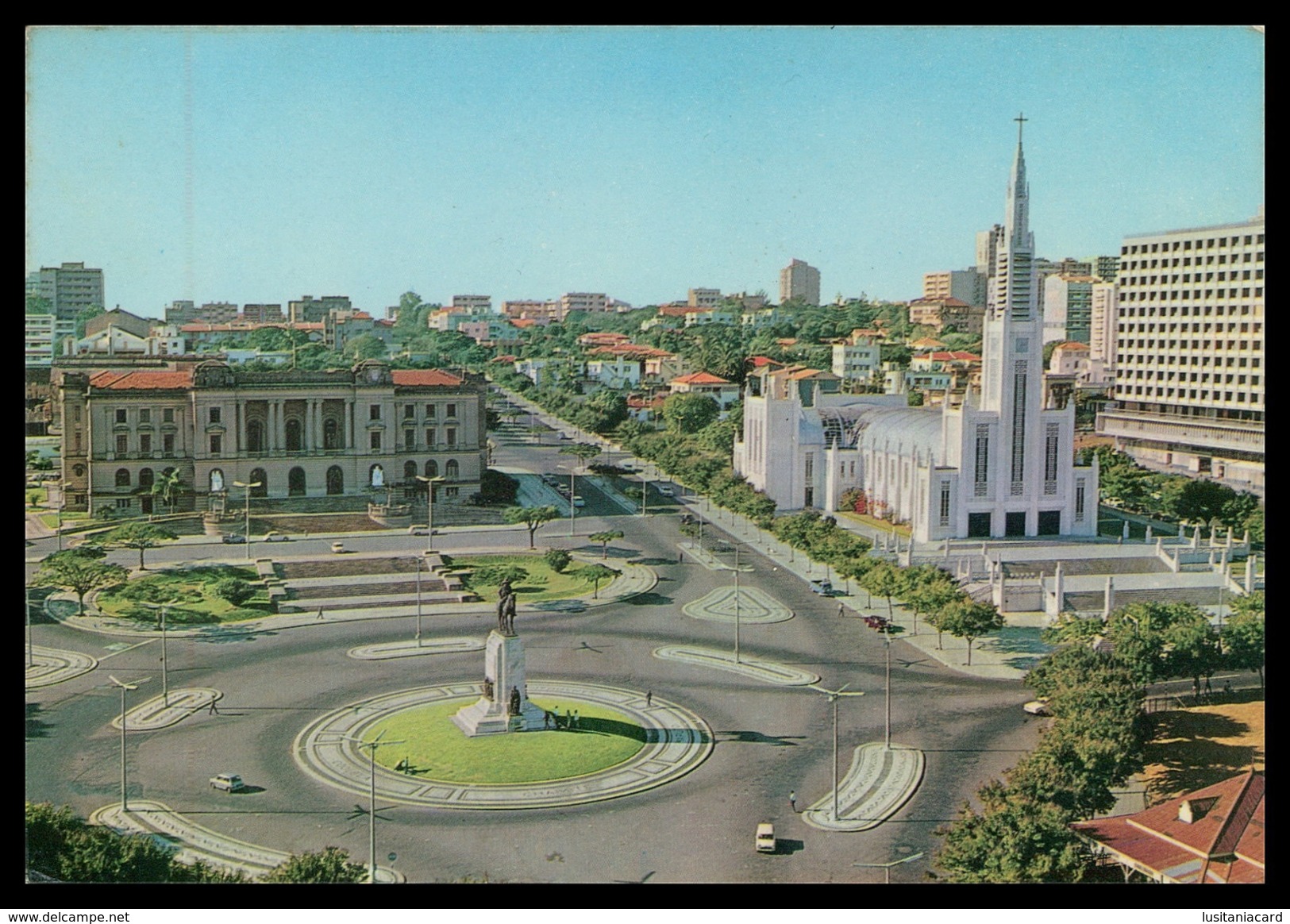 LOURENÇO MARQUES- Praça Mouzinho De Albuquerque (Ed.Casa Bayly) Carte Postale - Mozambique