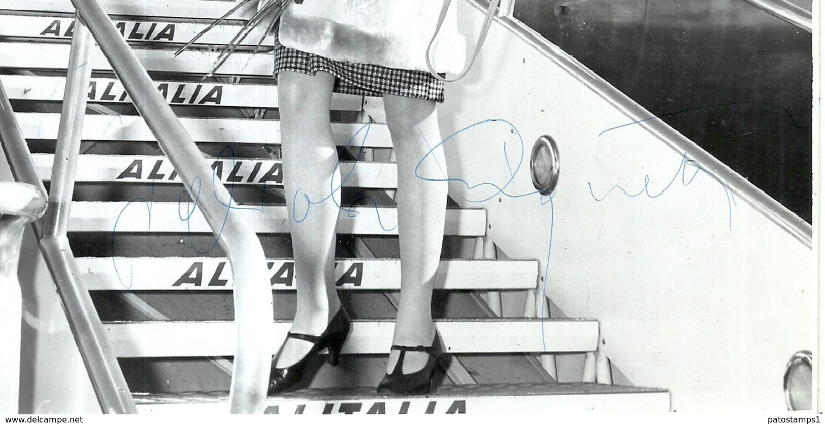 63895 ARTIST GIGLIOLA CINQUETTI ITALY PRESENTER TV & SINGER 23 X 17.5 CM YEAR 1957 AUTOGRAPH PHOTO NO POSTAL POSTCARD - Artistes